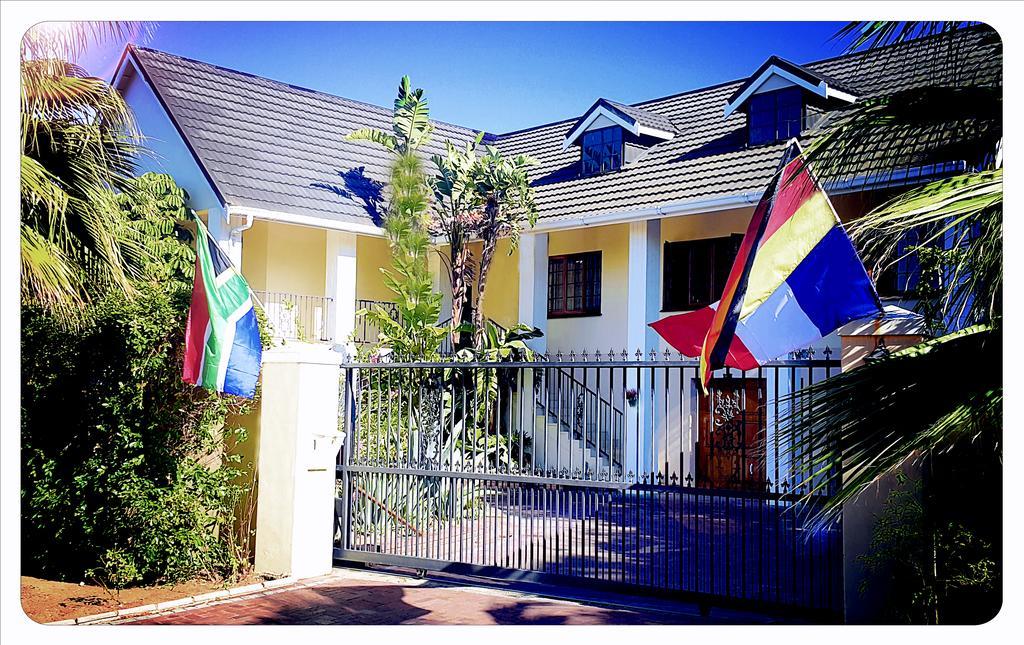 Golf And Garden Guesthouse 서머싯웨스트 외부 사진